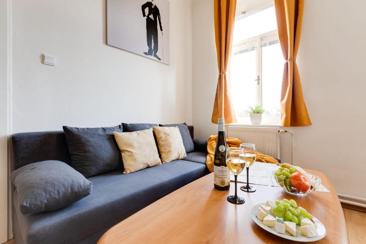 Sunshine Apartment Near The City Center Prague Luaran gambar