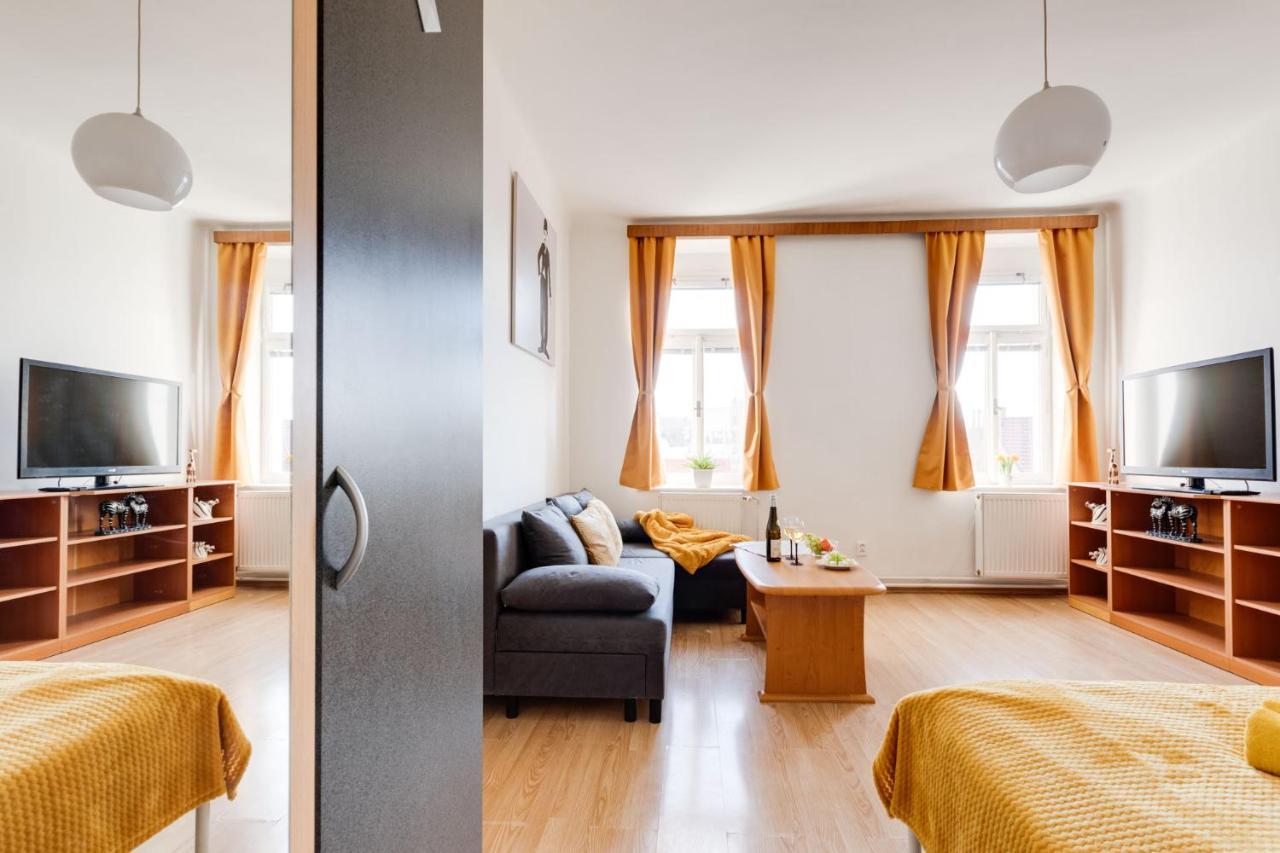 Sunshine Apartment Near The City Center Prague Luaran gambar