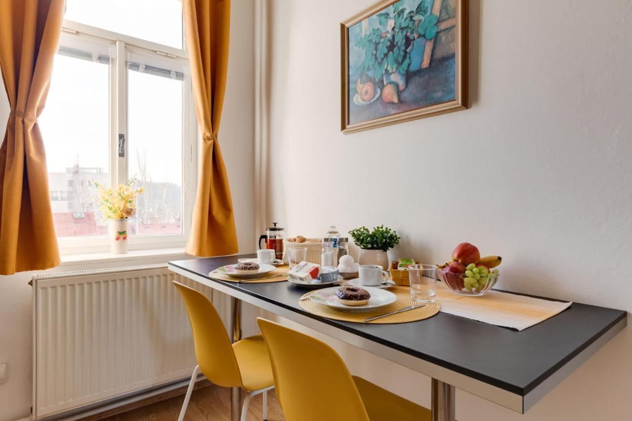 Sunshine Apartment Near The City Center Prague Luaran gambar