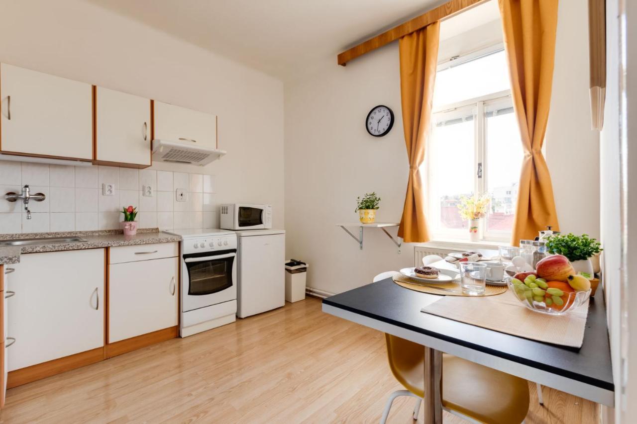 Sunshine Apartment Near The City Center Prague Luaran gambar